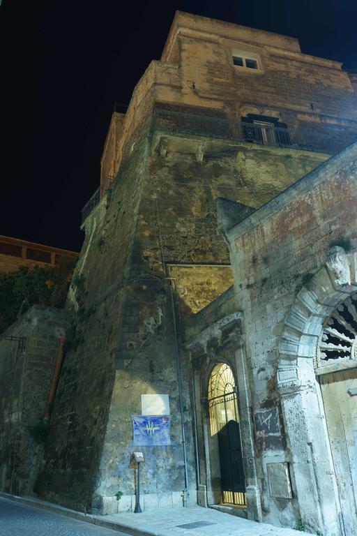 ホテル Antica Torre Di Iuso マテーラ エクステリア 写真